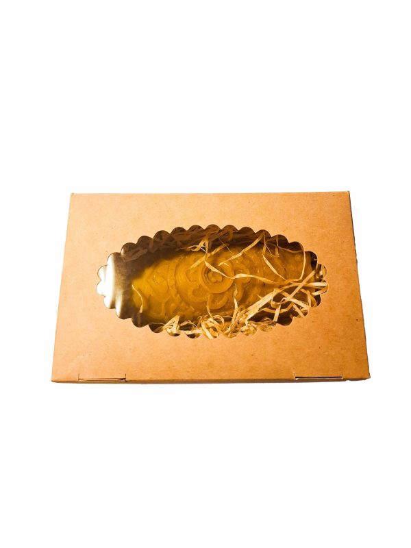 Sveča mandala v škatlici z lesno volno